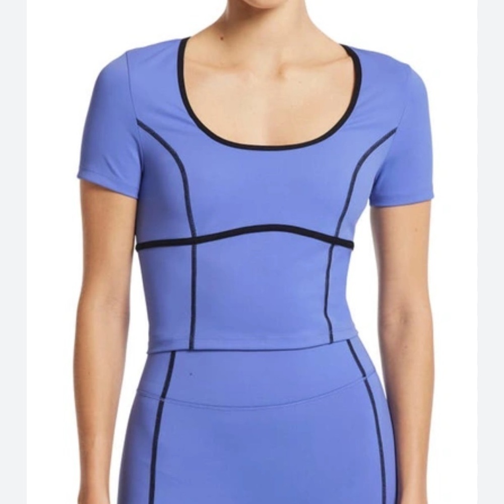 Bandier contrast seamed crop top